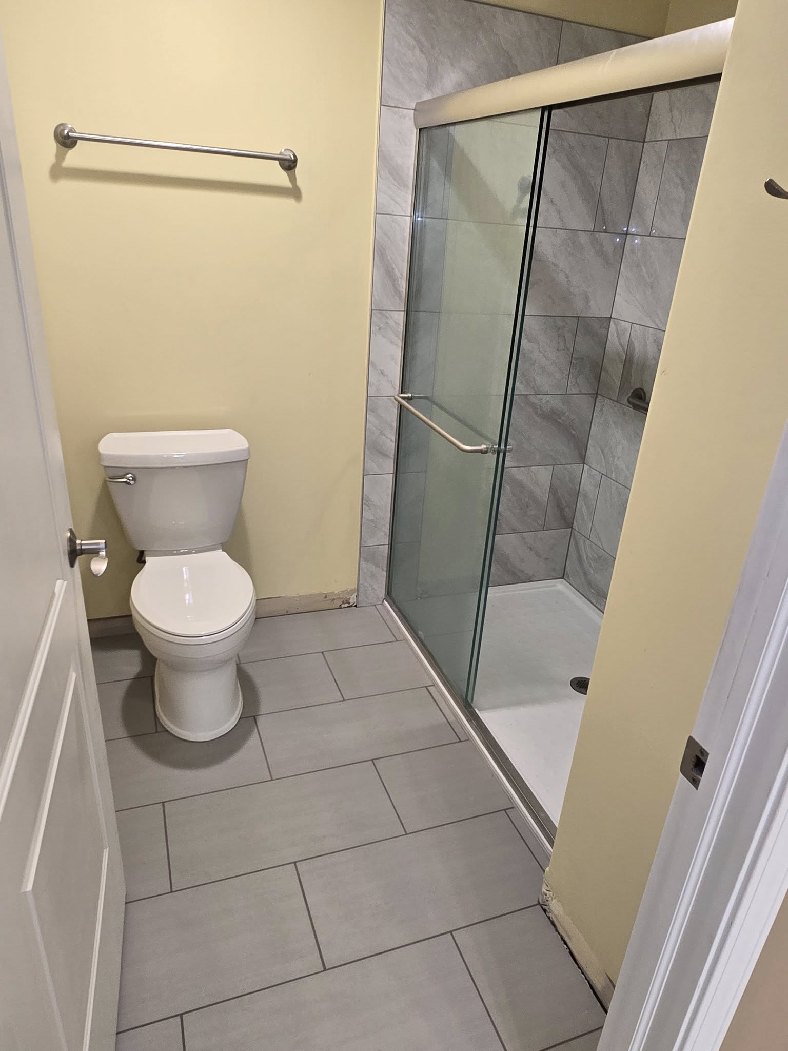 500577270_722074704091438_7072213676574679312_n A finished bathroom projects